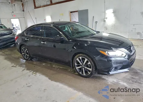 2016 Nissan Altima 2.5 из США, поврежденный, VIN 1N4AL3AP3GN384190